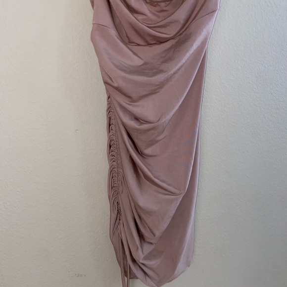 UO Ruched off the shoulder sleeveless goin out cream mini dress party formalwear - Picture 4 of 13